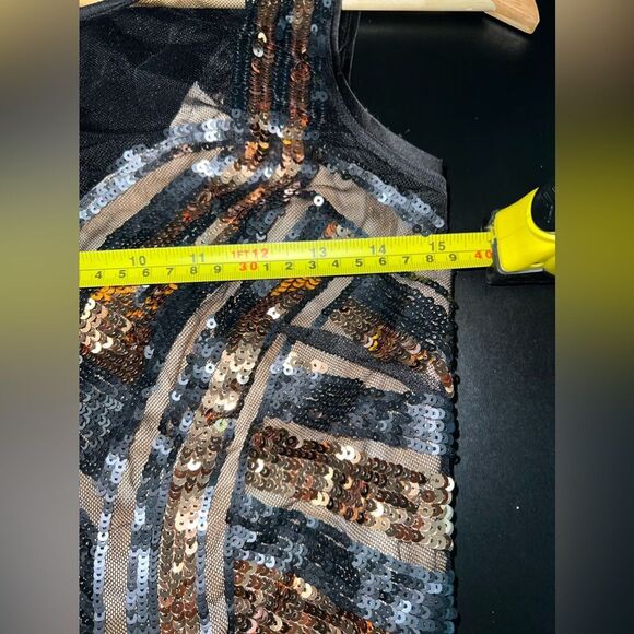 BEBE Black and Gold Sequined & Meshed Festive holiday party Dress Size Small EUC - Picture 10 of 11